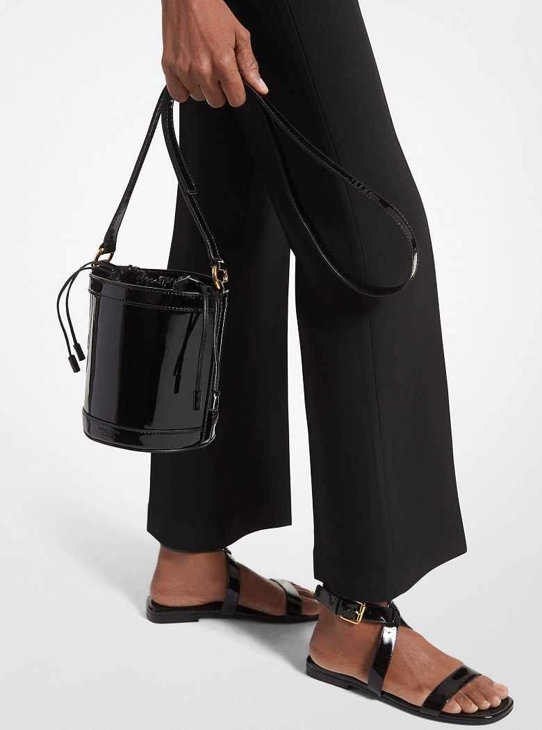 Michaelkors Audrey Medium Patent Leather Pretas | SN-MK27373