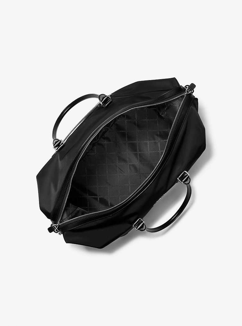 Michaelkors Brooklyn Recycled Nylon Pretas | SN-MK28165