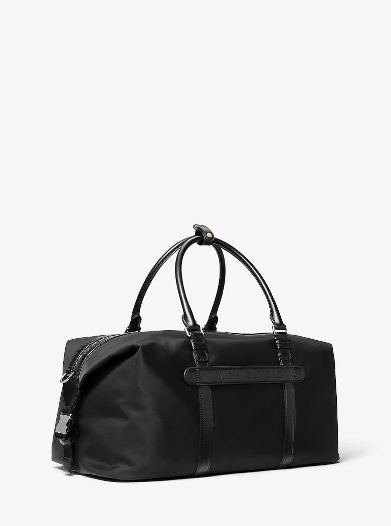 Michaelkors Brooklyn Recycled Nylon Pretas | SN-MK28165