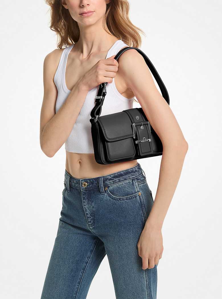 Michaelkors Colby Medium Leather Pretas | SN-MK26954