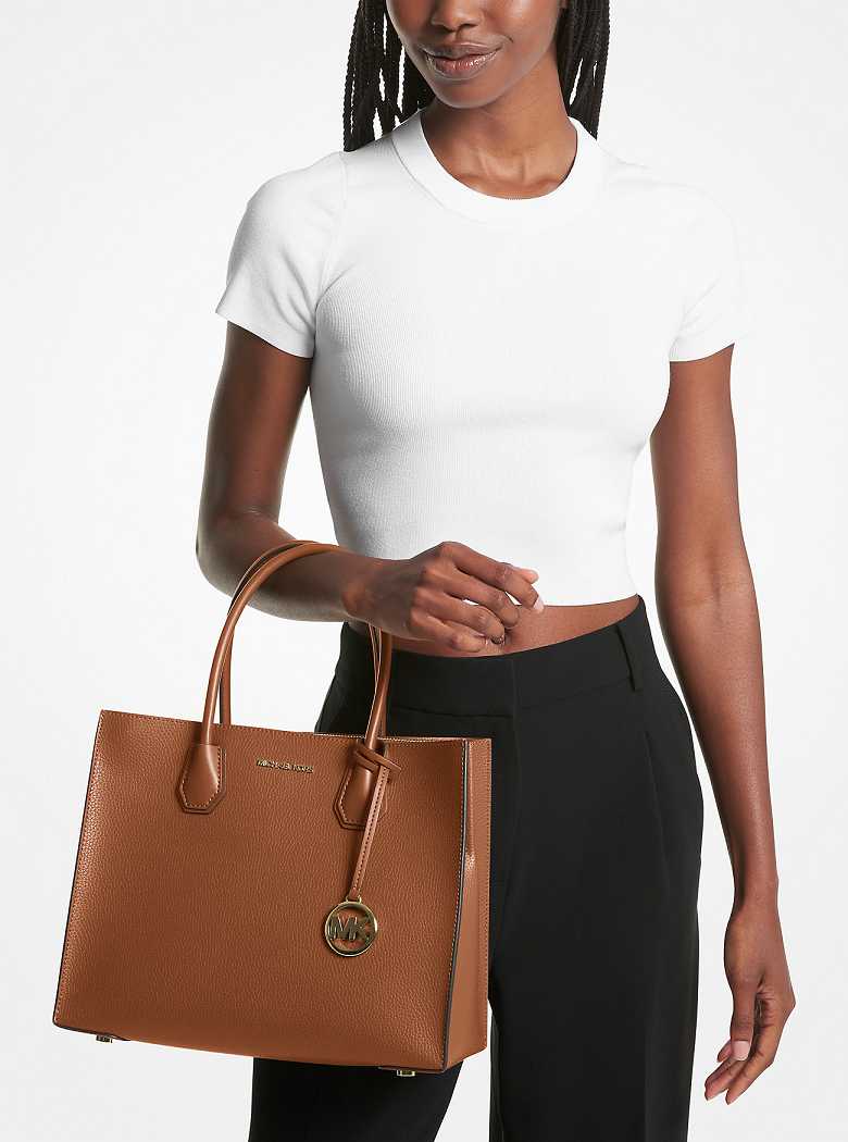 Michaelkors Mercer Large Pebbled Leather Accordion Marrom | SN-MK27381